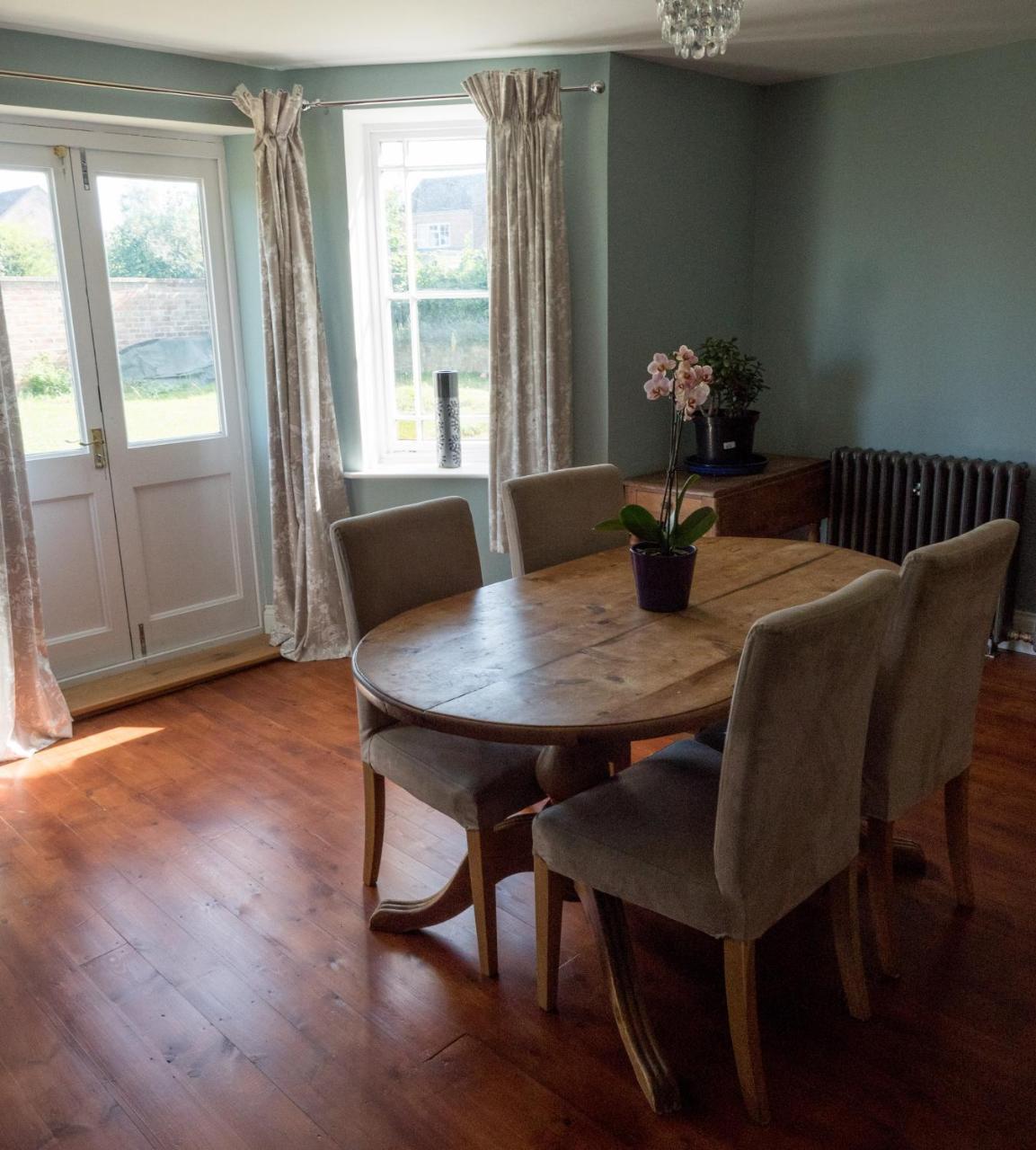 Churchend Farm Bed And Breakfast Slimbridge Εξωτερικό φωτογραφία