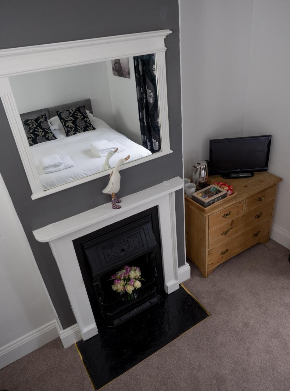 Churchend Farm Bed And Breakfast Slimbridge Εξωτερικό φωτογραφία