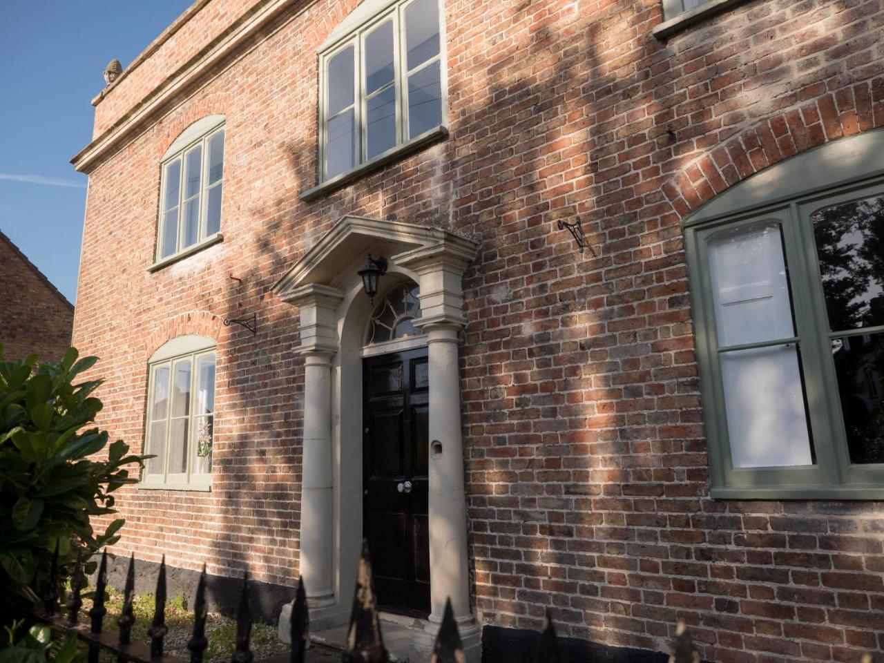 Churchend Farm Bed And Breakfast Slimbridge Εξωτερικό φωτογραφία